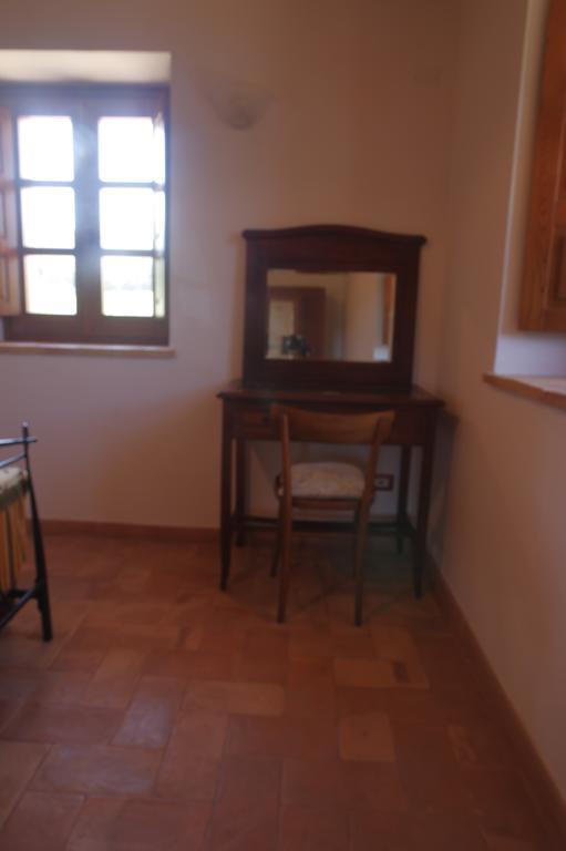 Borgo Buciardella Villa Baschi Luaran gambar